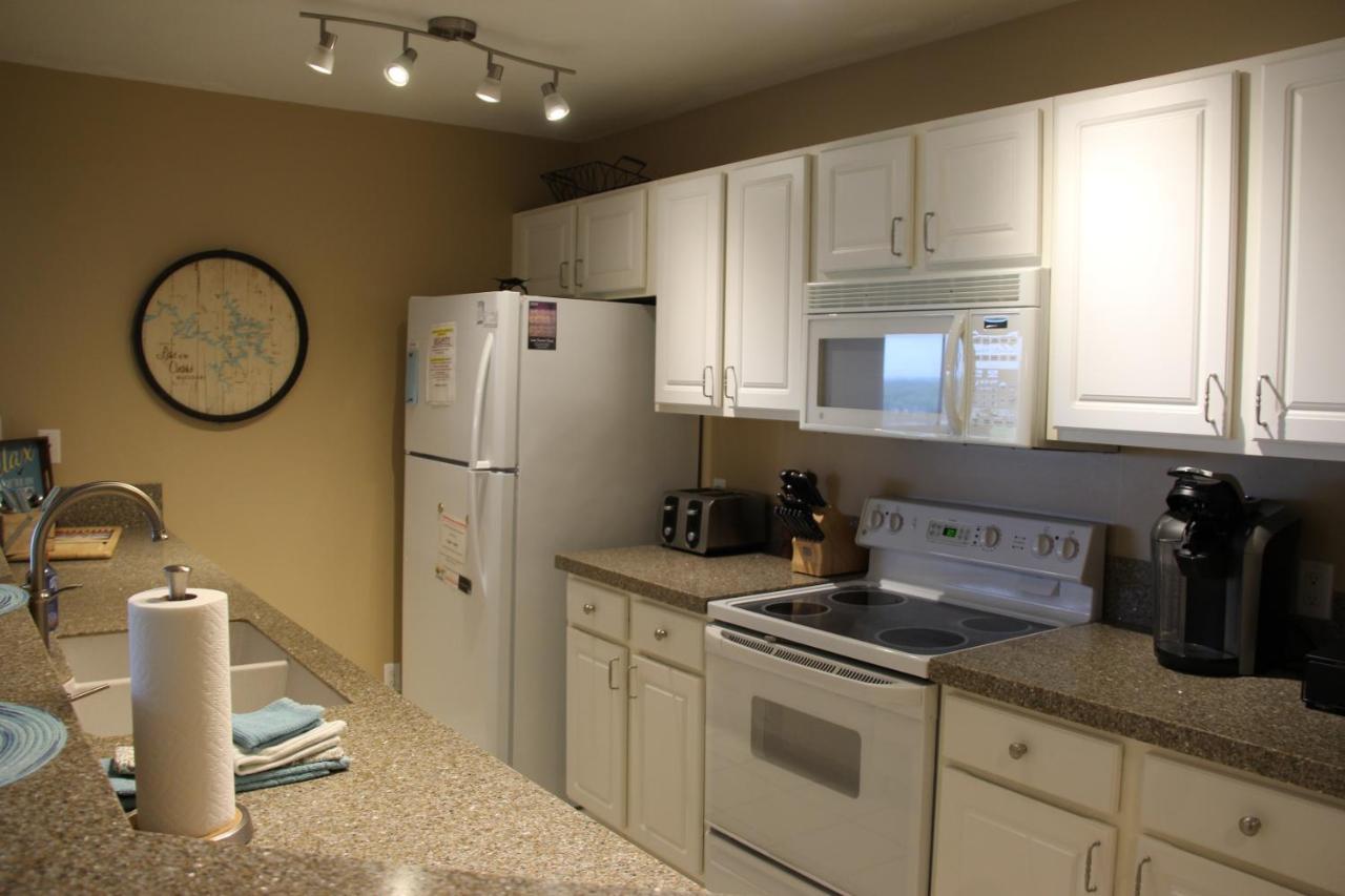 Lake Ozarks Get Away Exterior photo