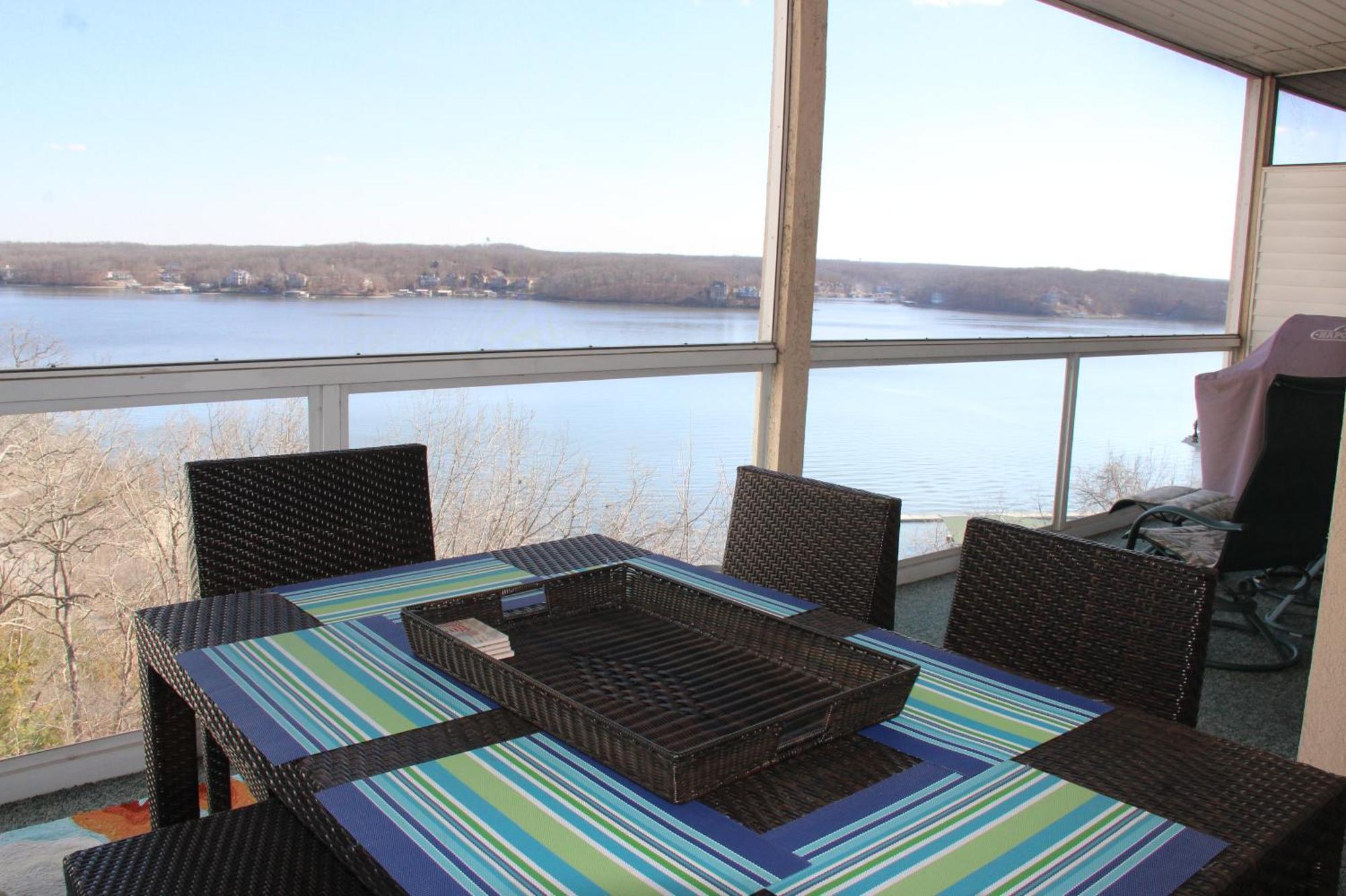 Lake Ozarks Get Away Exterior photo