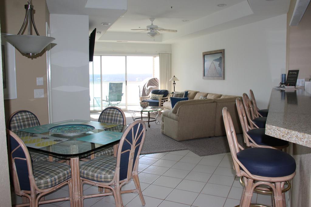 Lake Ozarks Get Away Exterior photo